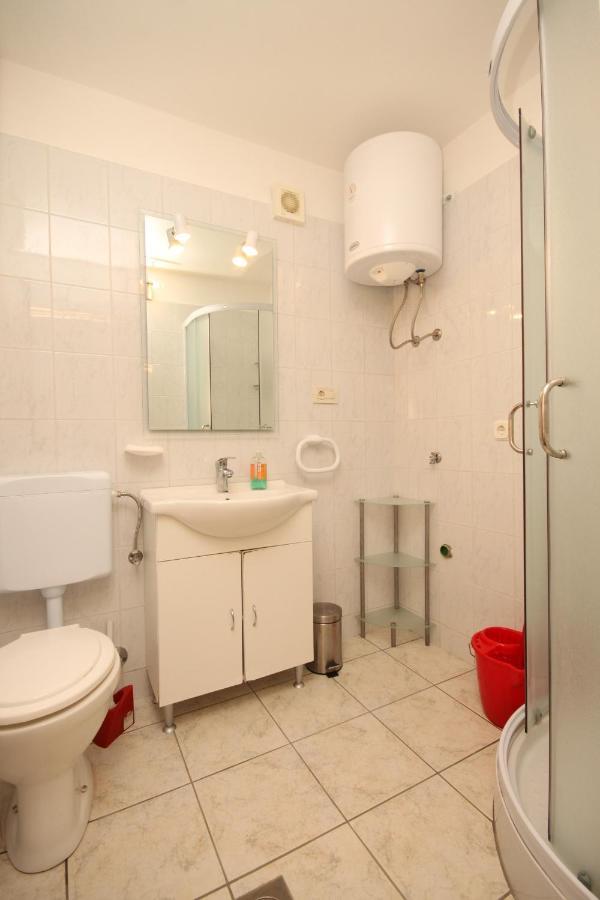 Apartments By The Sea Valun, Cres - 8081 المظهر الخارجي الصورة